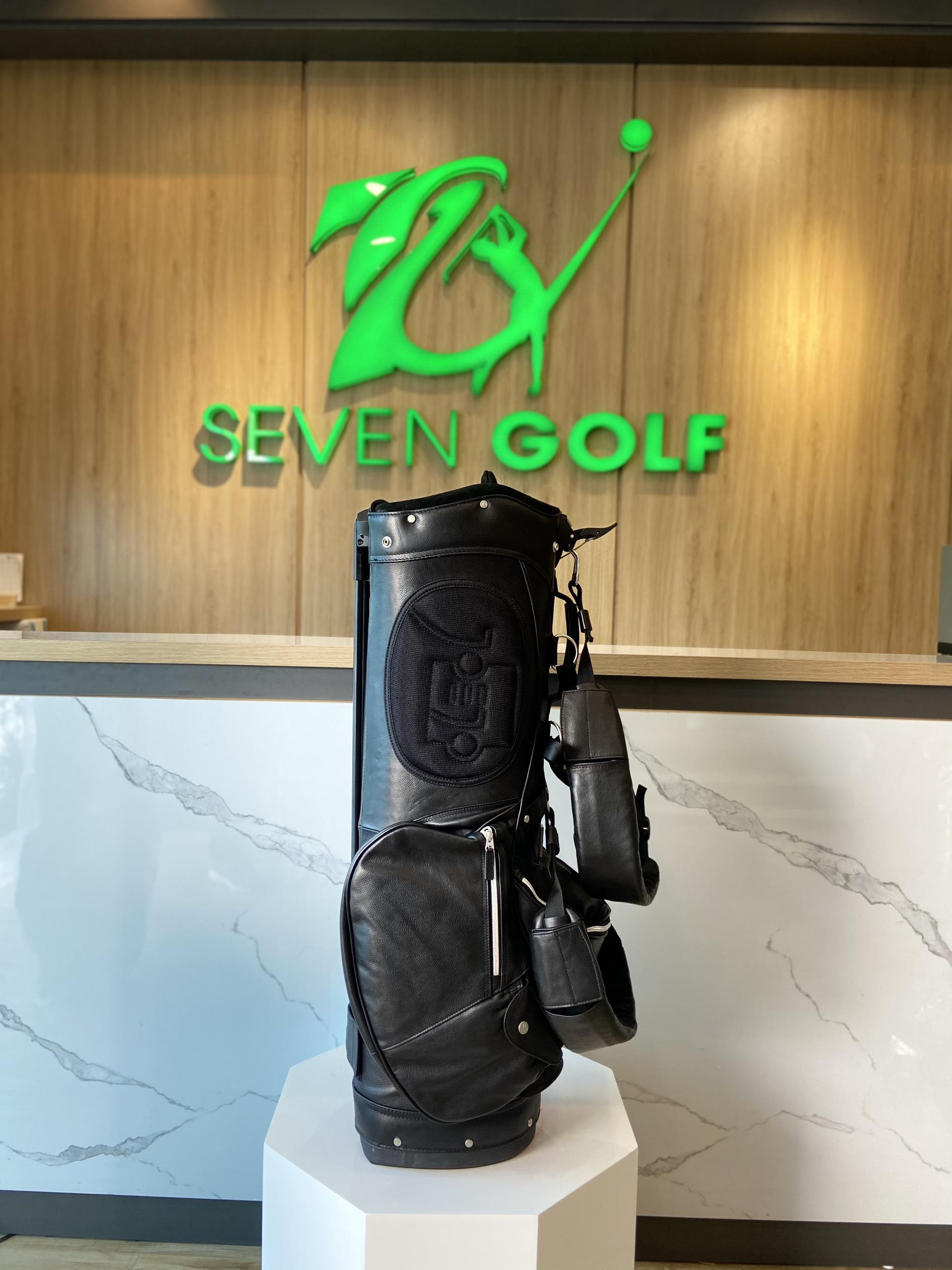 Túi đựng gậy golf da CB Joejo Black có chân chống