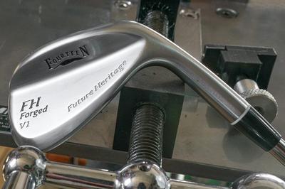 Gậy kỹ thuật Fourteen FH Forged V1 Wedge