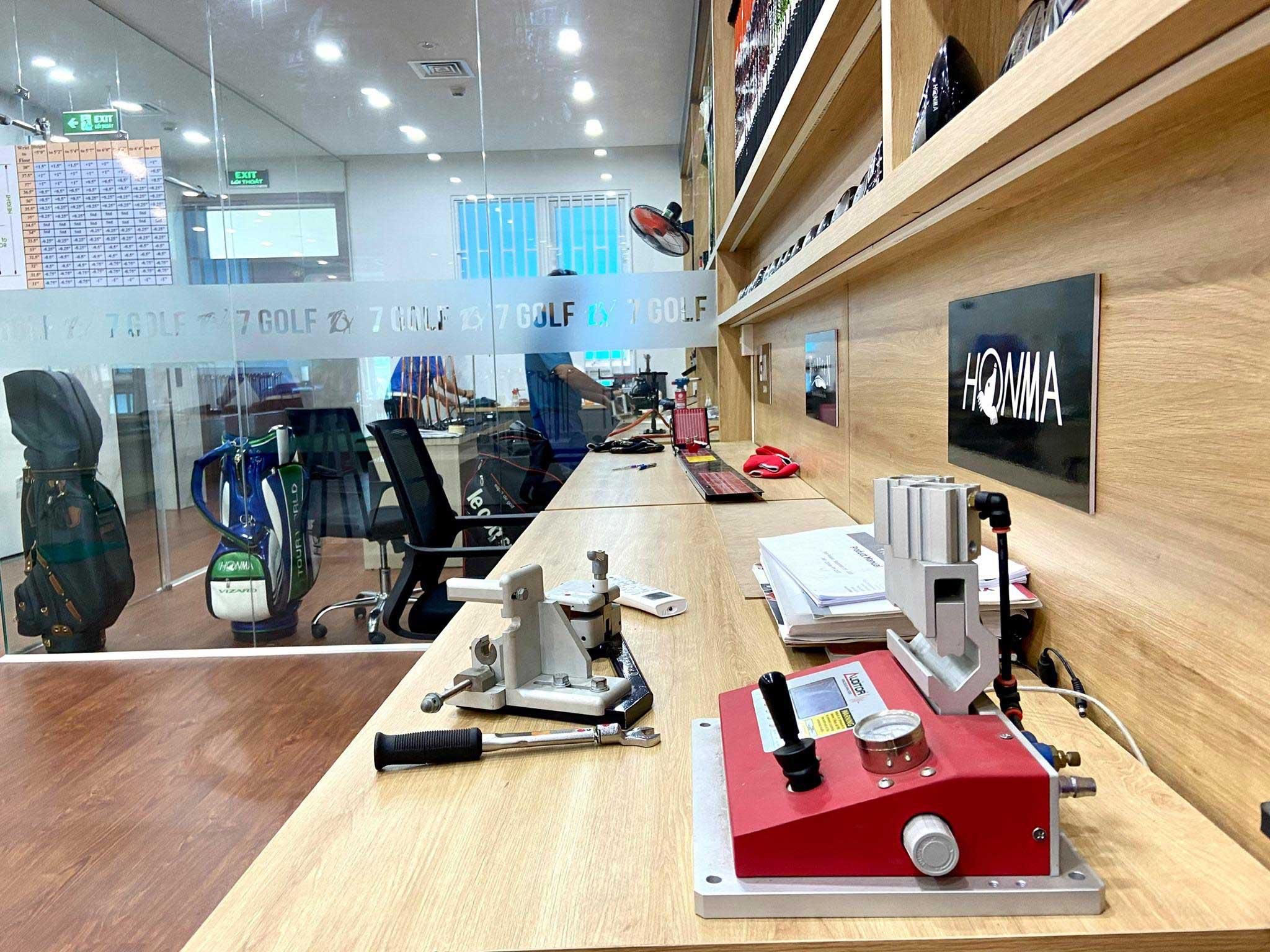 Dịch vụ sửa gậy golf chuyên nghiệp