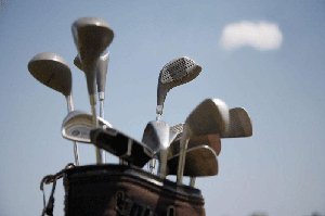 Bộ gậy đánh golf giá bao nhiêu?