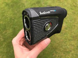 Ống nhòm đo khoảng cách Bushnell - Phụ kiện cho golfer chuyên nghiệp