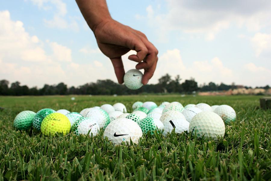 Vì sao nên sử dụng bóng golf cũ