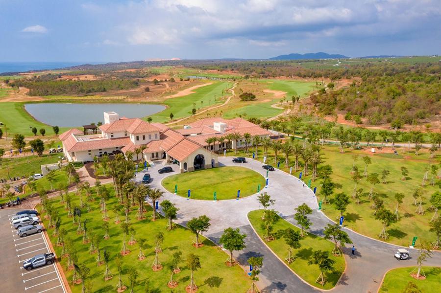 Tổng hợp giờ mở cửa sân golf tại Việt Nam