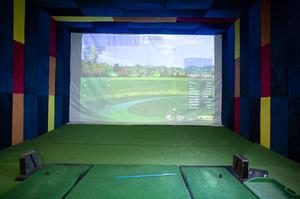 Tại sao golf simulator hấp dẫn nhiều golfer ?